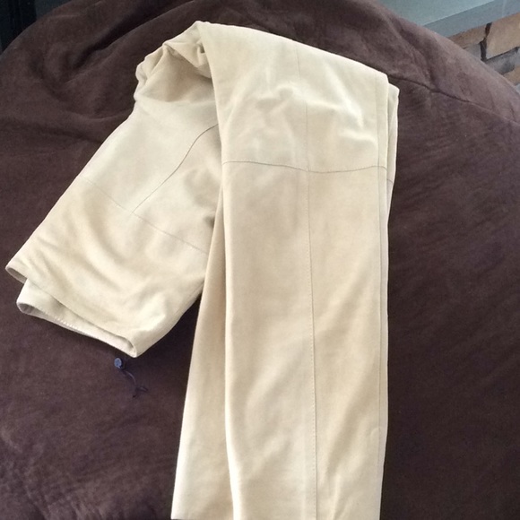 Carolina Herrera NY fully lined suede pants. - Picture 3 of 5